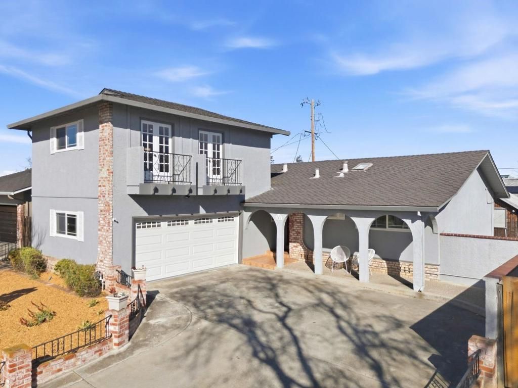 Image 61 of property listing at 911 Inverness Way, Sunnyvale, CA 94087