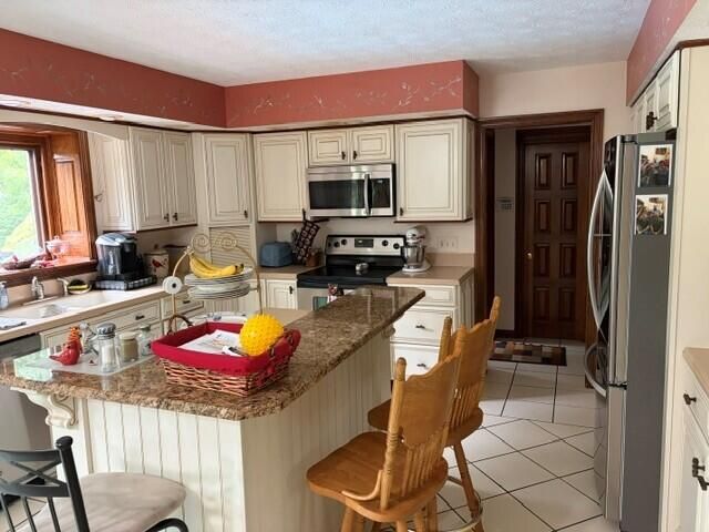 2045 Canterbury Court 2045 Canterbury Court, Troy, OH 45373