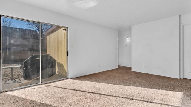 1605 Patti Place NE, Rio Rancho, NM 87144