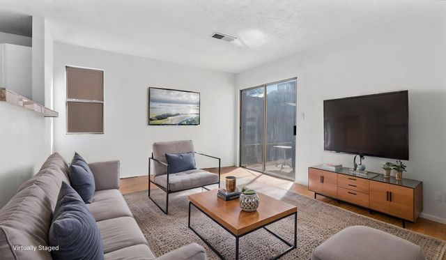 1605 Patti Place NE, Rio Rancho, NM 87144