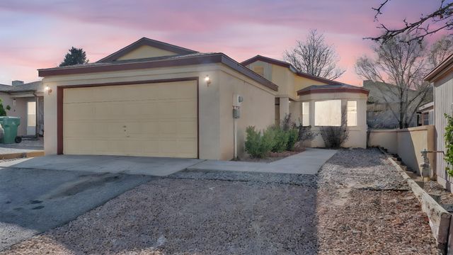 1605 Patti Place NE, Rio Rancho, NM 87144