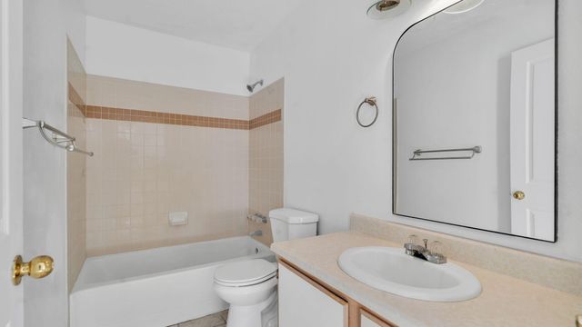 1605 Patti Place NE, Rio Rancho, NM 87144