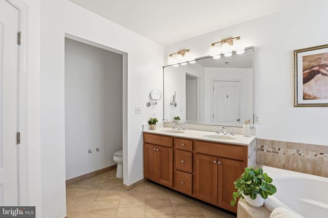 22169 FAIR GARDEN LN, Clarksburg, MD 20871