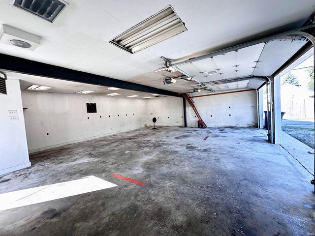 2415 N Apperson Way Street, Kokomo, IN 46901