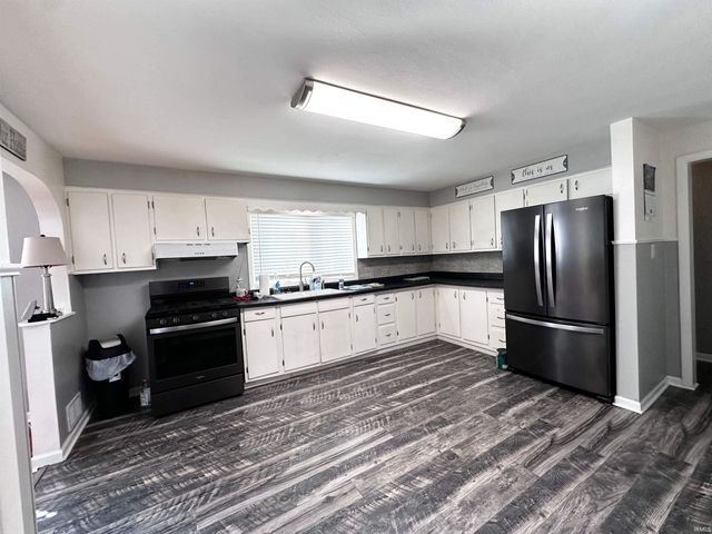 2415 N Apperson Way Street, Kokomo, IN 46901