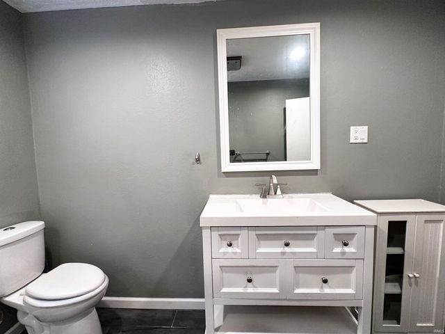 2415 N Apperson Way Street, Kokomo, IN 46901