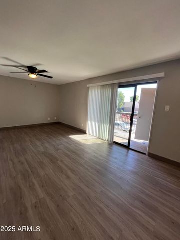 3810 N MARYVALE Parkway 2075, Phoenix, AZ 85031