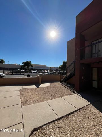 3810 N MARYVALE Parkway 2075, Phoenix, AZ 85031