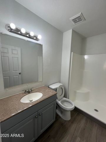 3810 N MARYVALE Parkway 2075, Phoenix, AZ 85031