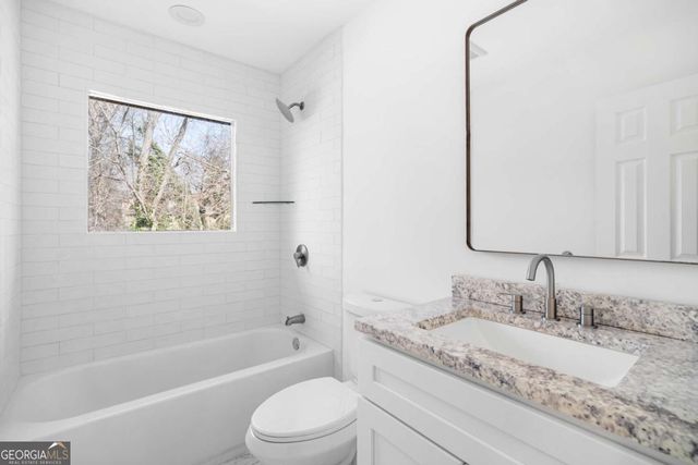 2958 Valley Ridge Drive, Decatur, GA 30032