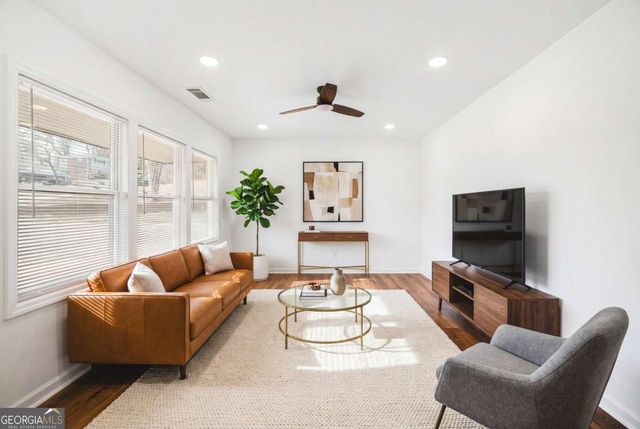 2958 Valley Ridge Drive, Decatur, GA 30032