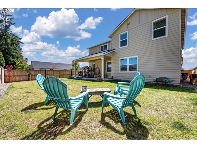 5094 CEDAR VIEW Dr, Springfield, OR 97478