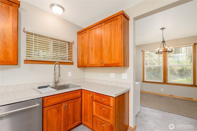 903 S Valley Street, Port Angeles, WA 98362