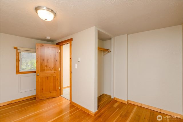 903 S Valley Street, Port Angeles, WA 98362