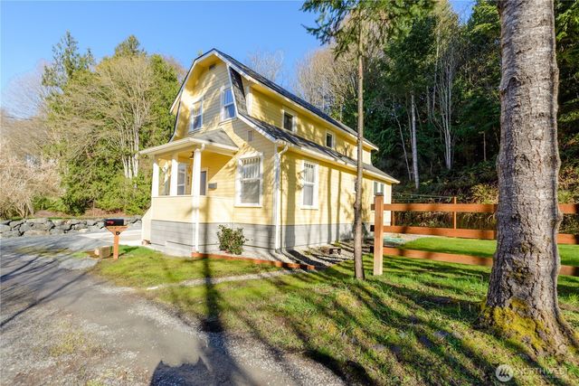 903 S Valley Street, Port Angeles, WA 98362