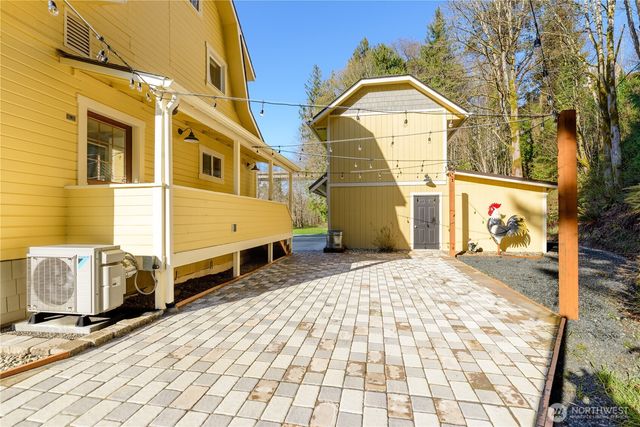 903 S Valley Street, Port Angeles, WA 98362