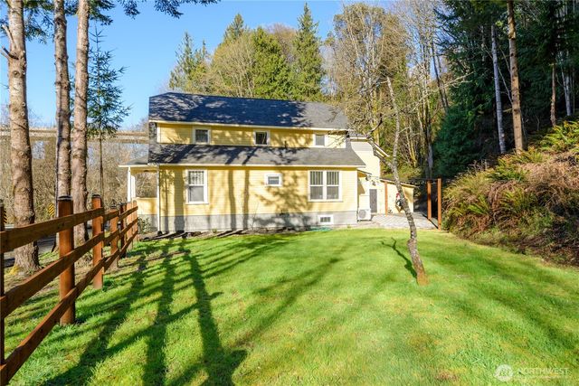 903 S Valley Street, Port Angeles, WA 98362