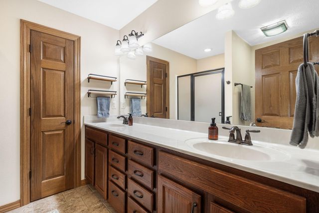 6755 W Farm Road 194, Republic, MO 65738