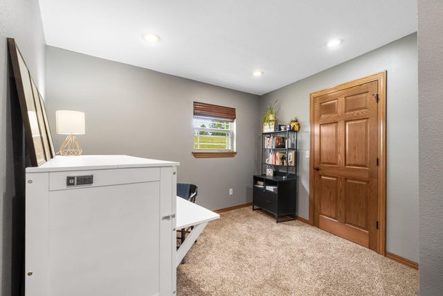 6755 W Farm Road 194, Republic, MO 65738