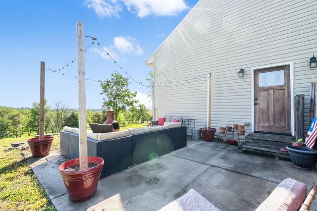 6755 W Farm Road 194, Republic, MO 65738