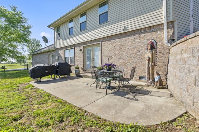 6755 W Farm Road 194, Republic, MO 65738