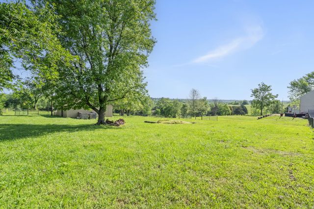 6755 W Farm Road 194, Republic, MO 65738