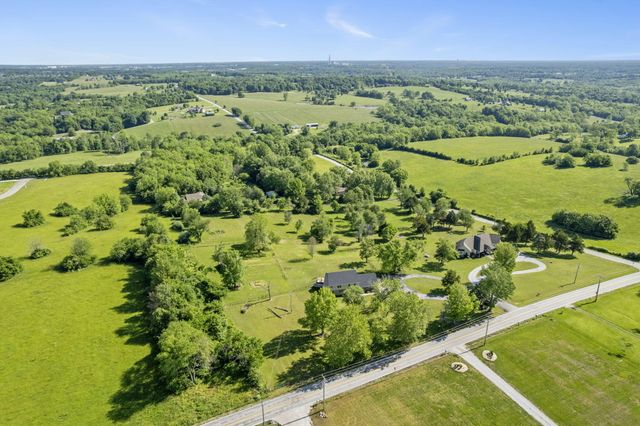 6755 W Farm Road 194, Republic, MO 65738