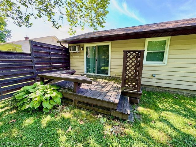 89 Roosevelt Drive, Geneva, OH 44041