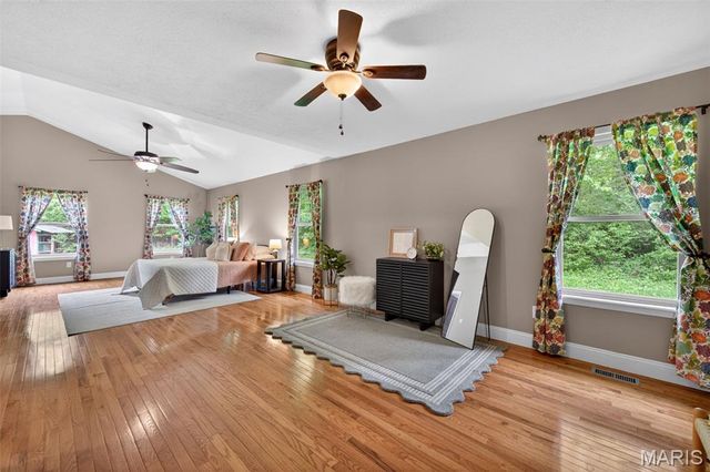 1510 Highway Dd, Defiance, MO 63341
