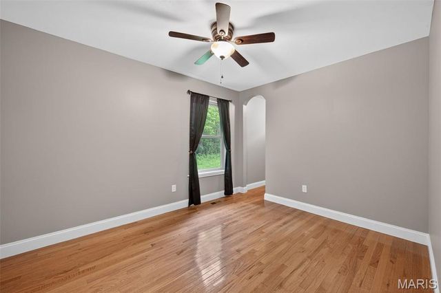 1510 Highway Dd, Defiance, MO 63341