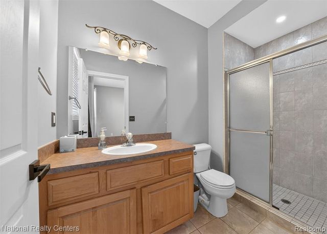 6871 Haymarket, Utica, MI 48317