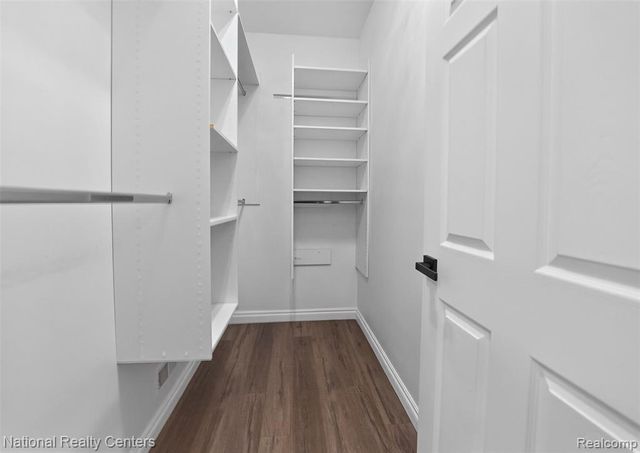 6871 Haymarket, Utica, MI 48317