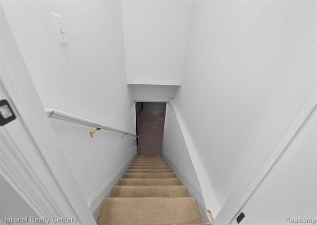 6871 Haymarket, Utica, MI 48317