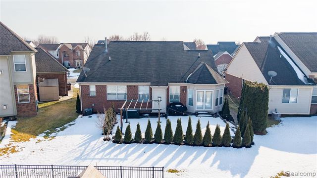 6871 Haymarket, Utica, MI 48317