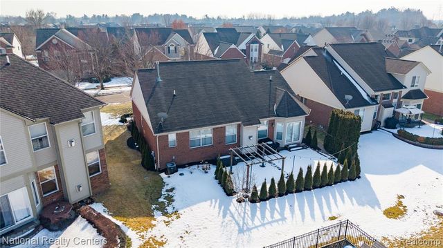 6871 Haymarket, Utica, MI 48317