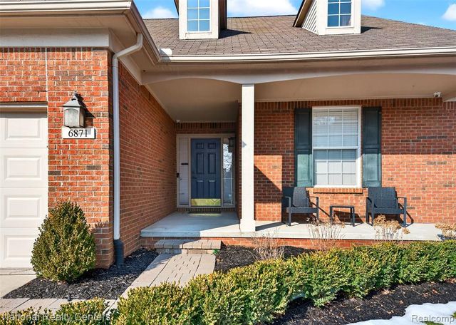 6871 Haymarket, Utica, MI 48317