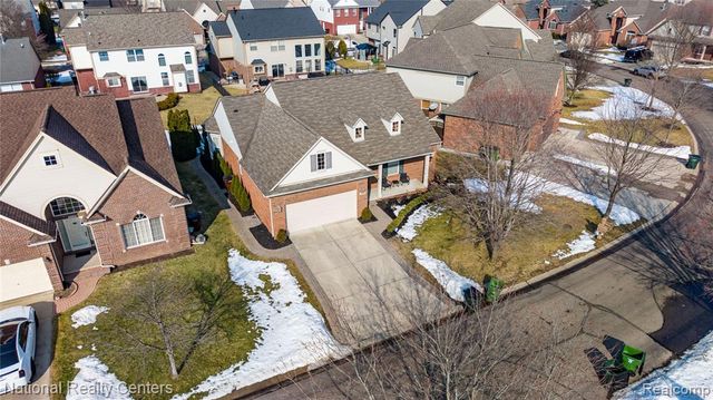 6871 Haymarket, Utica, MI 48317