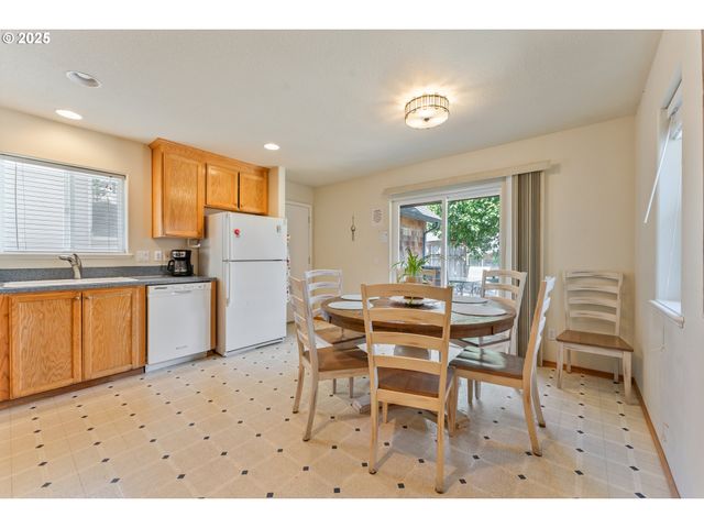 7850 PINE BEACH Loop, Rockaway Beach, OR 97136