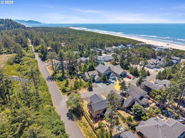 7850 PINE BEACH Loop, Rockaway Beach, OR 97136