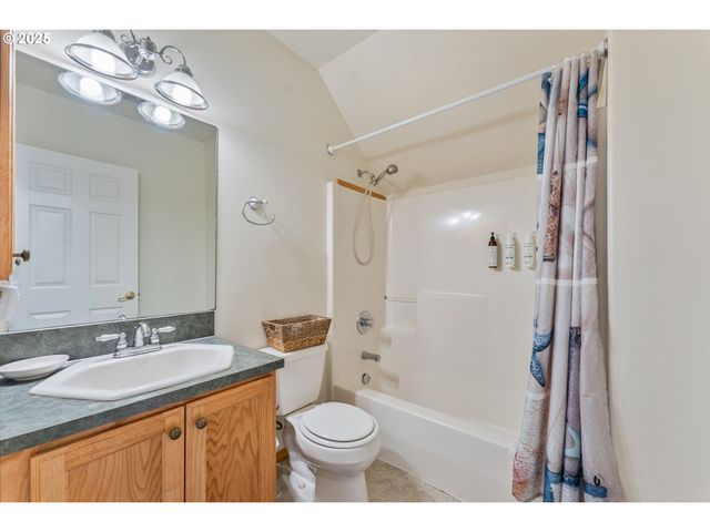 7850 PINE BEACH Loop, Rockaway Beach, OR 97136