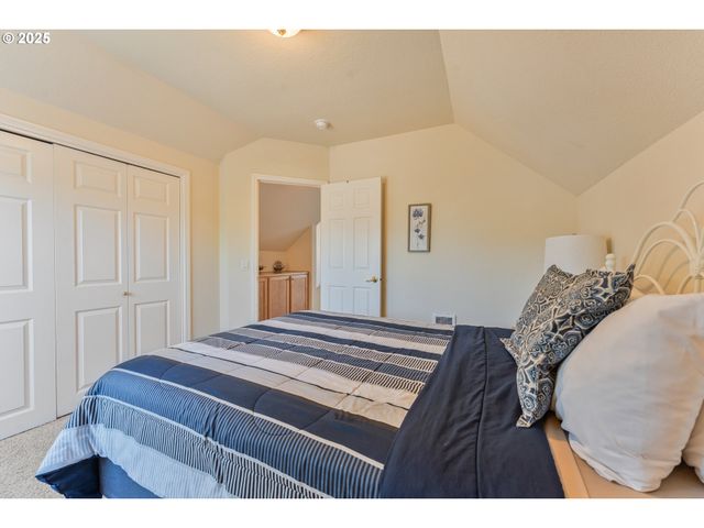 7850 PINE BEACH Loop, Rockaway Beach, OR 97136