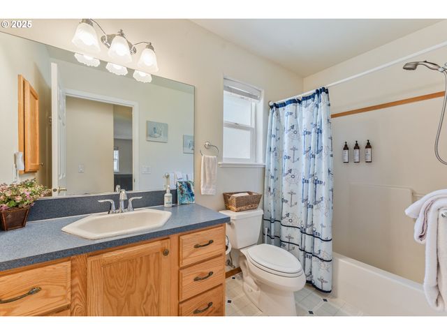 7850 PINE BEACH Loop, Rockaway Beach, OR 97136