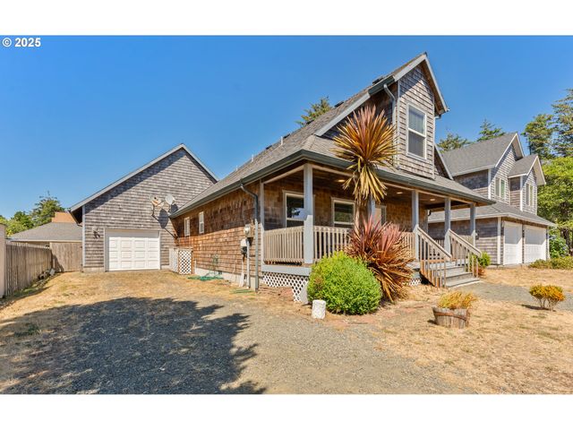 7850 PINE BEACH Loop, Rockaway Beach, OR 97136