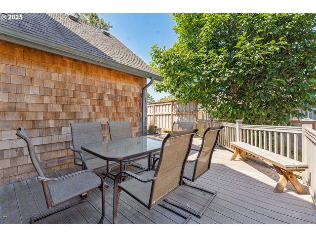 7850 PINE BEACH Loop, Rockaway Beach, OR 97136