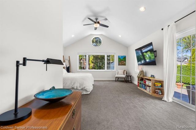 631 Washington Road, Grosse Pointe, MI 48230