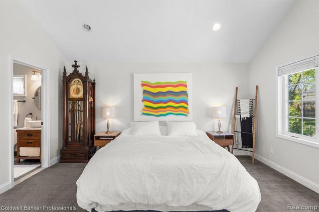 631 Washington Road, Grosse Pointe, MI 48230