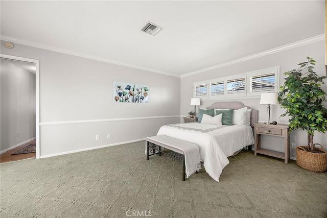 712 Toussau, Fullerton, CA 92831