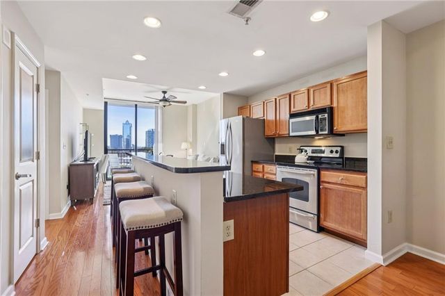 3040 Peachtree Road NW 606, Atlanta, GA 30305
