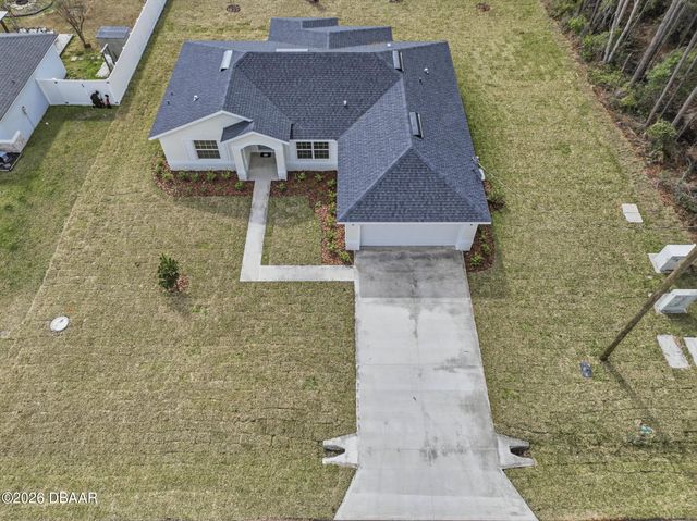 13 Reindeer Lane, Palm Coast, FL 32164