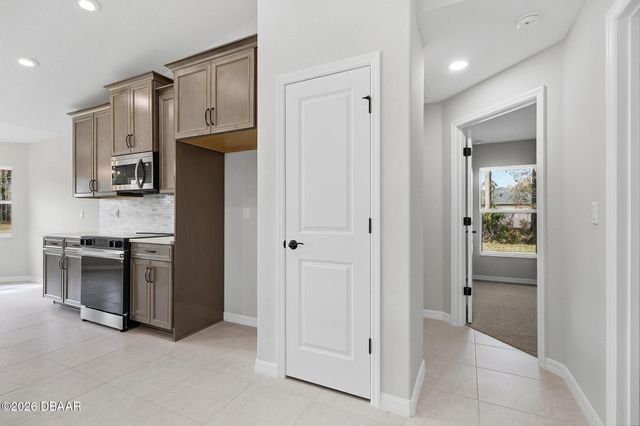 13 Reindeer Lane, Palm Coast, FL 32164